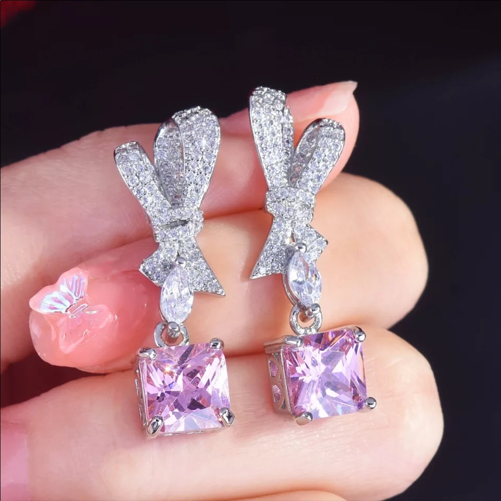 NEW Pink Bow Square Drop Luxury - Picture 2 of 2